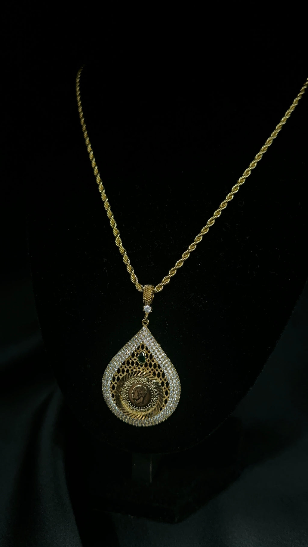 Collier Amara