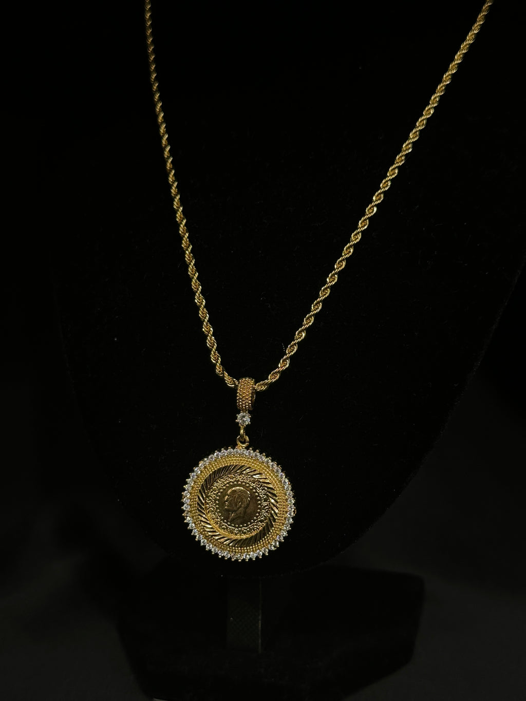 Collier Elina