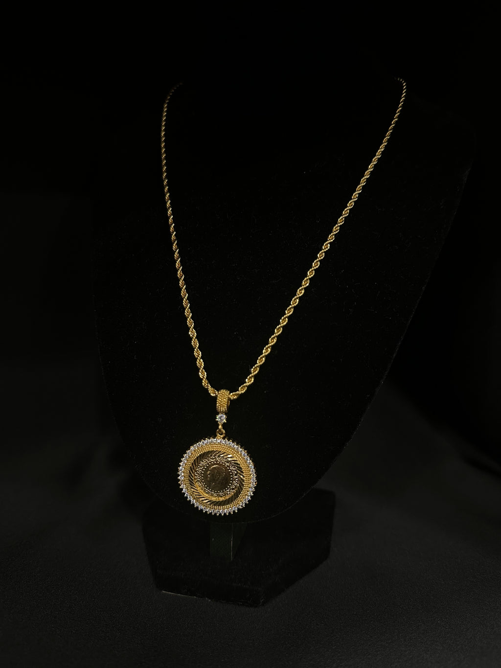 Collier Elina