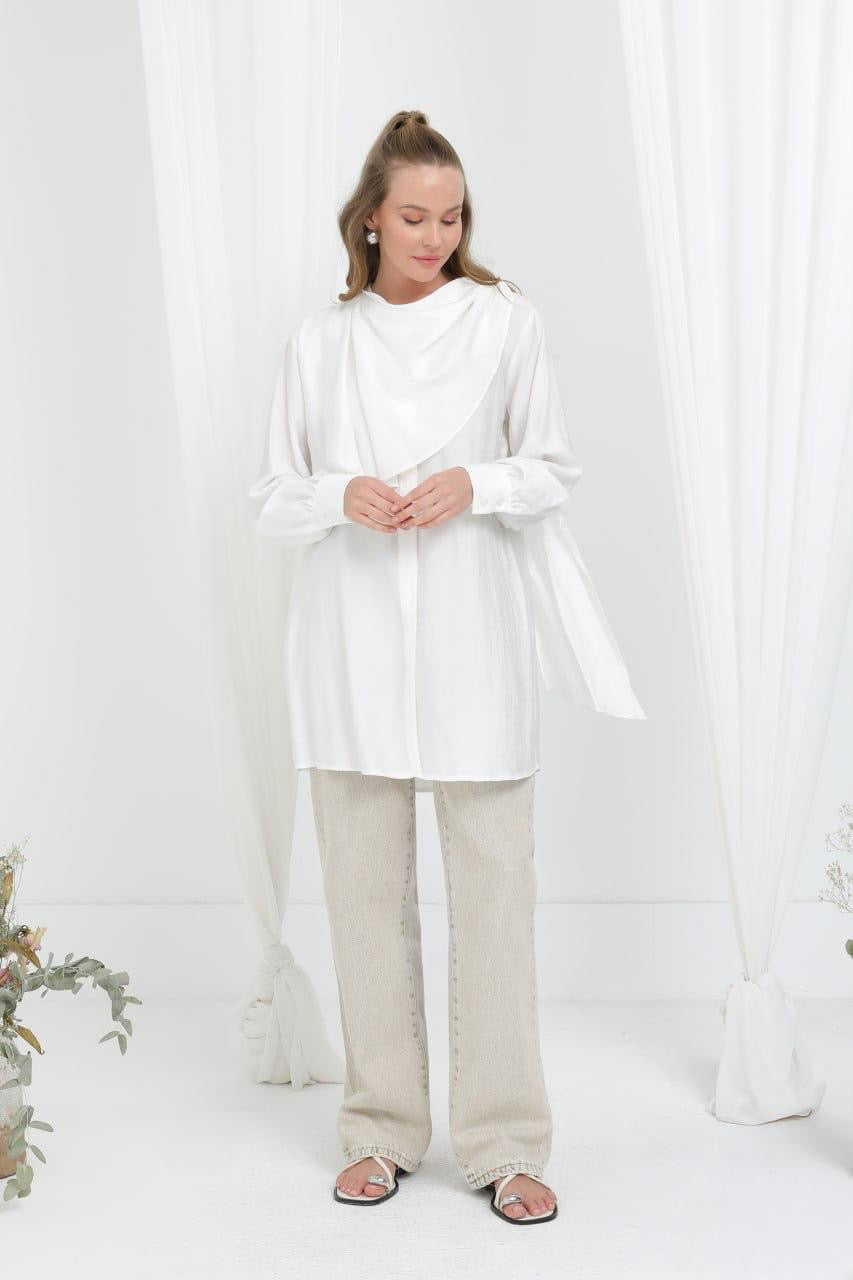Chemise à cape