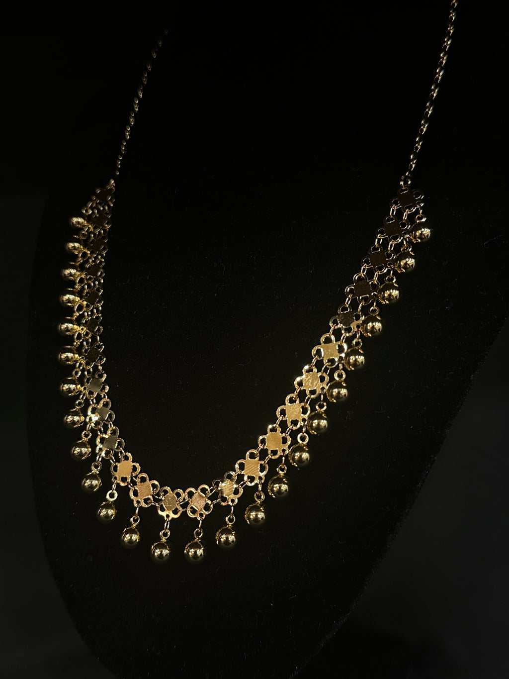 Collier Mira