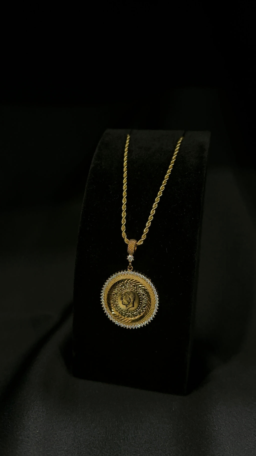 Collier Naïa