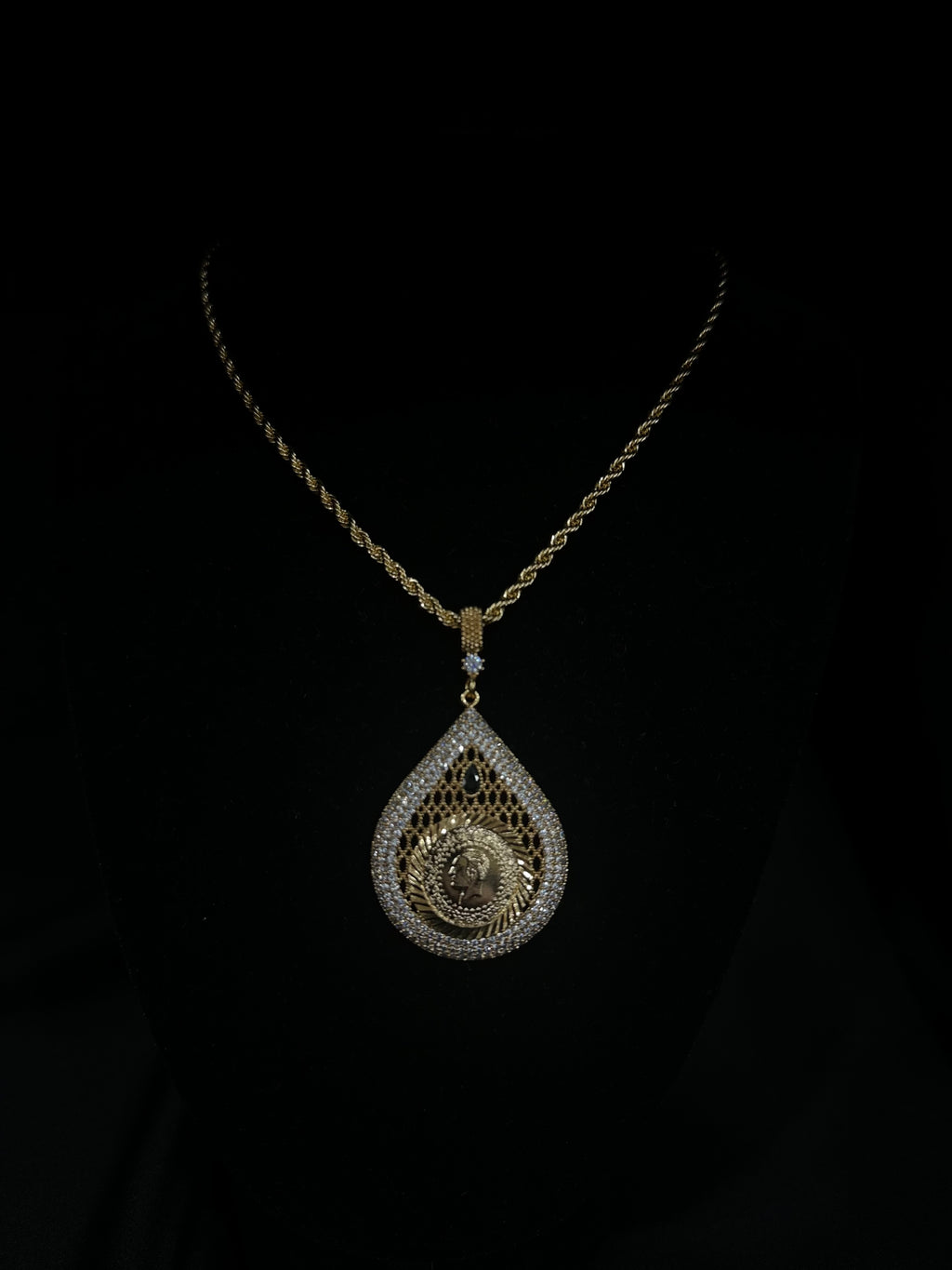 Collier Amara